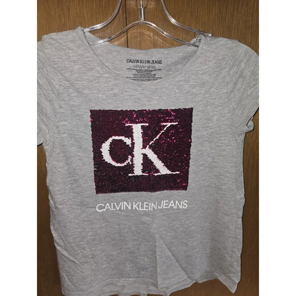 Calvin Klein Girls Sequin Gray‎ T-Shirt Size 8/10
